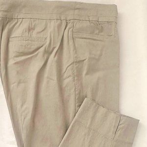Dalia Khaki pants